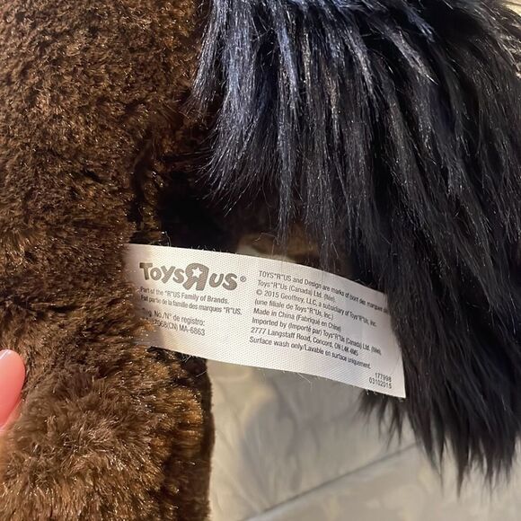 Toys R Us Brown Horse with Red & White Saddle 2013 Plush Stuffed Animal 22” Toy - Picture 7 of 7